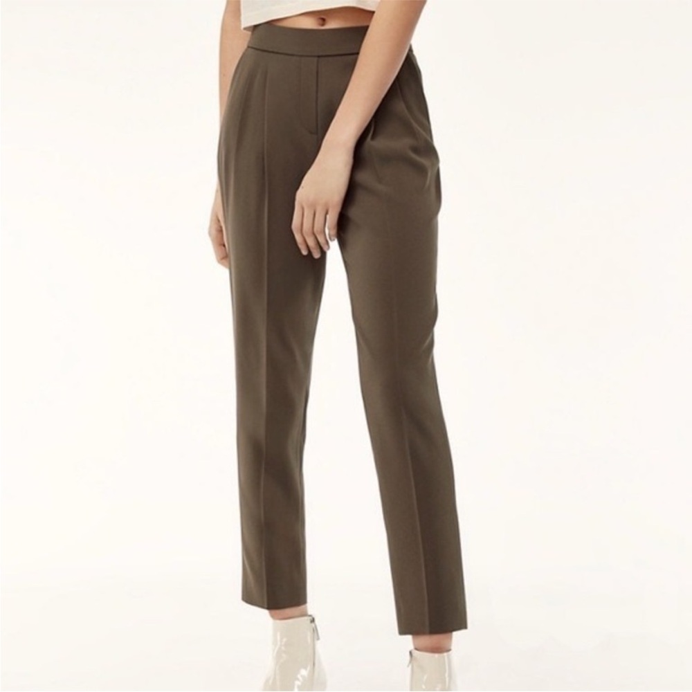 Aritzia Babaton Cohen Classic Dark Tan Women's crop Size 6